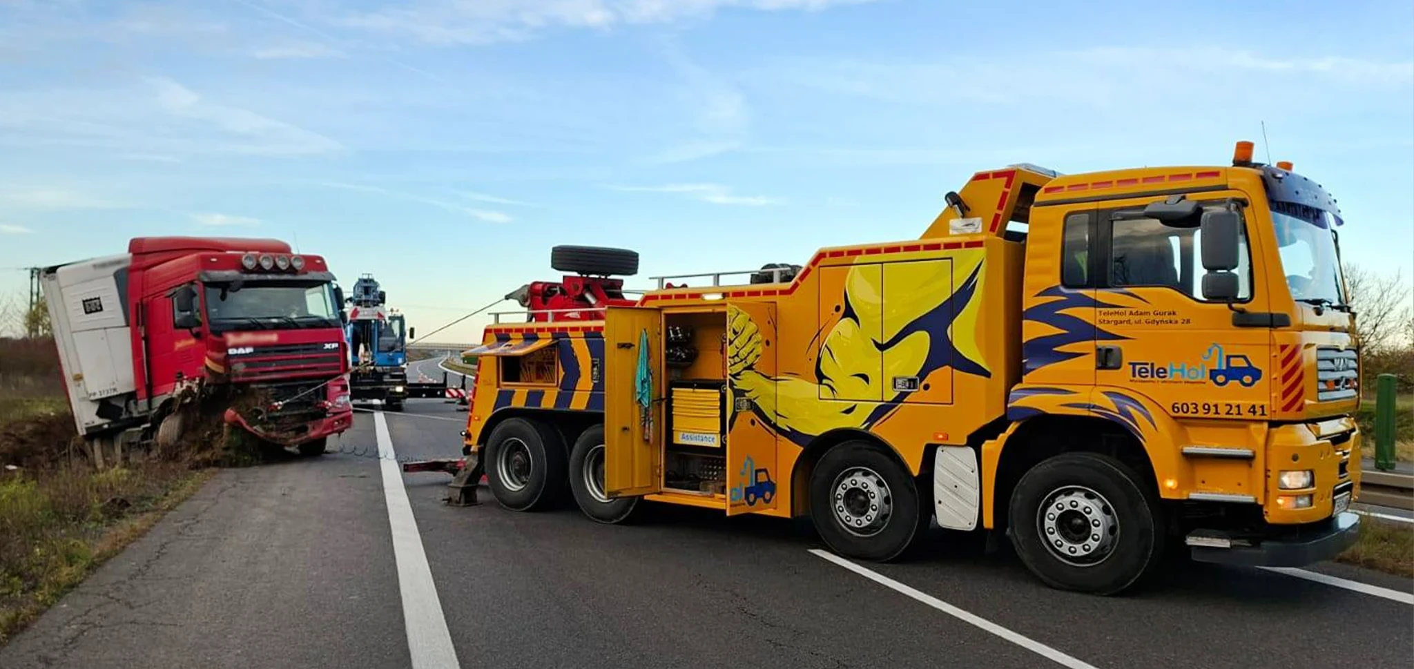 Pomoc drogowa i holowanie aut ciężarowych